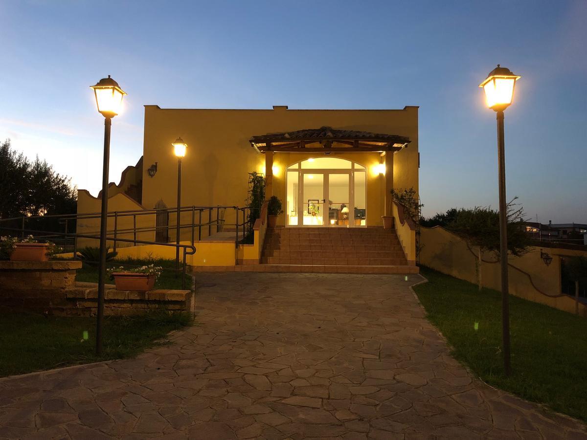 Agriturismo "Lo Zafferano" Aprilia Extérieur photo